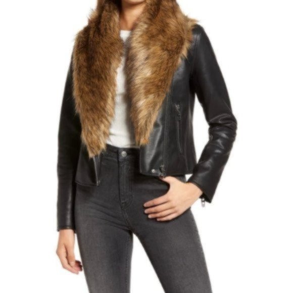 BLANKNYC Night Fever Faux Leather Black Moto Jacket with Fur Trim NWT XS - Picture 2 of 11